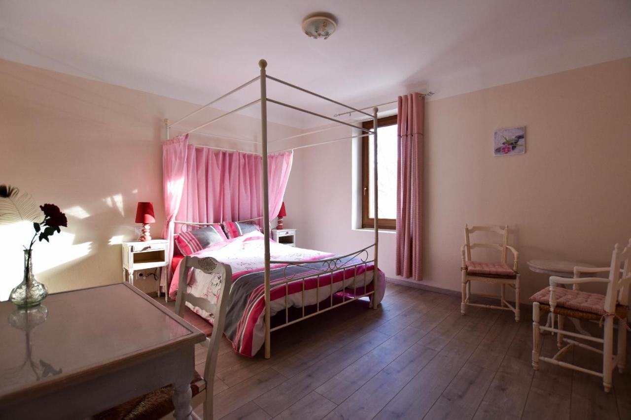 Coulege - Clim - Cour Villa อาร์ลส์ ภายนอก รูปภาพ